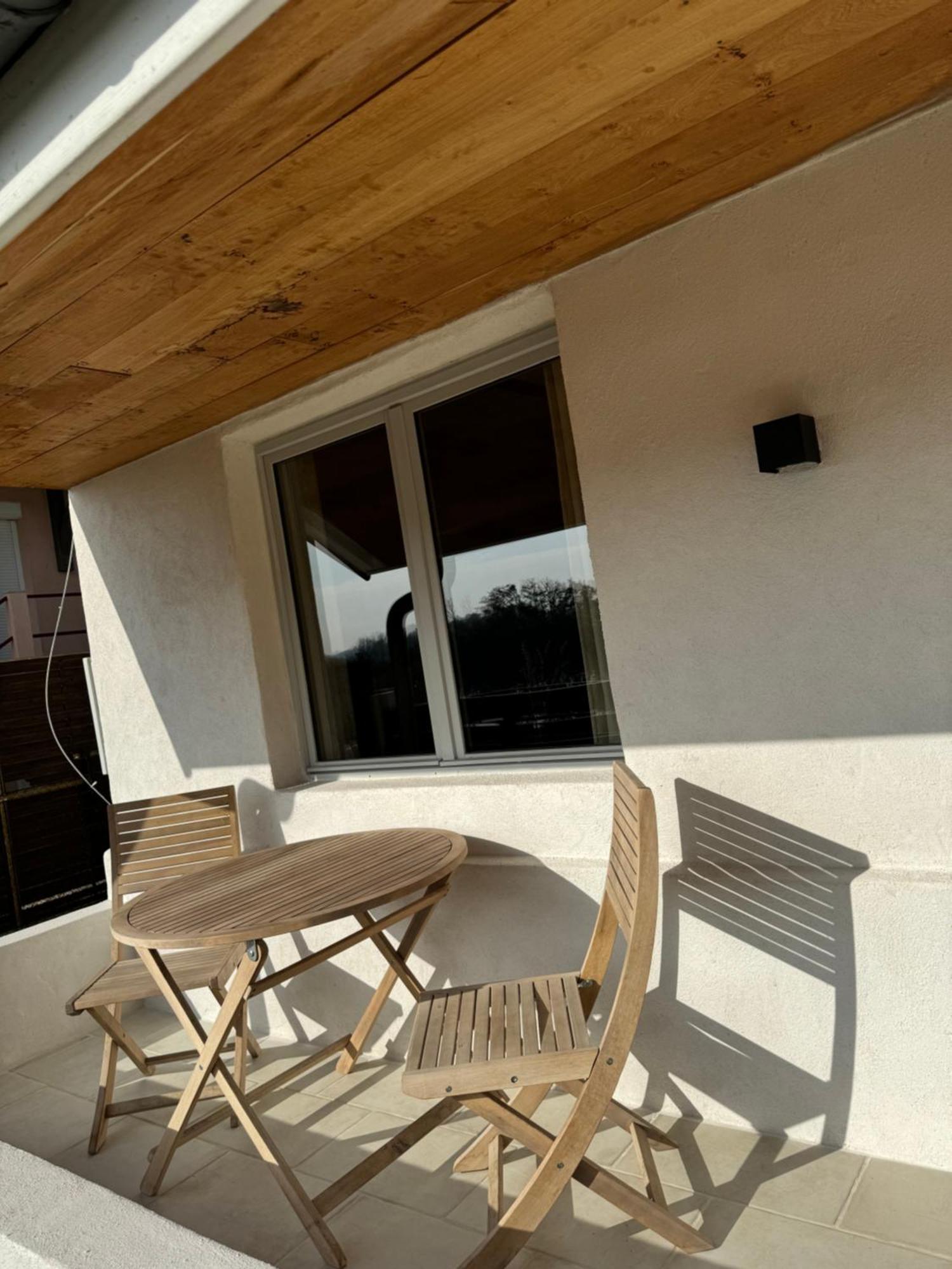 Maison Au Bord De L'Eau Les Roches Rochefort-sur-Nenon Exteriér fotografie