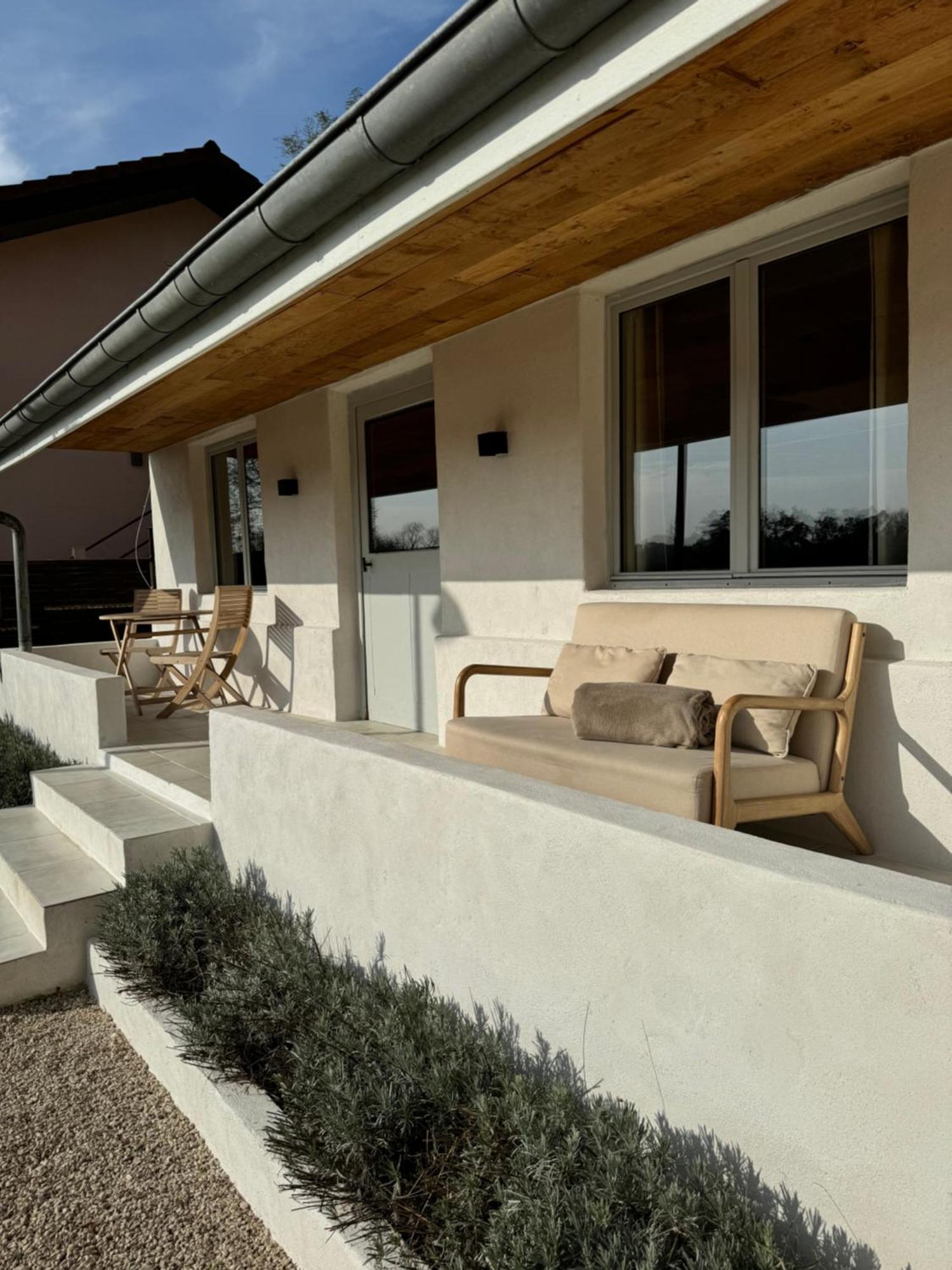 Maison Au Bord De L'Eau Les Roches Rochefort-sur-Nenon Exteriér fotografie